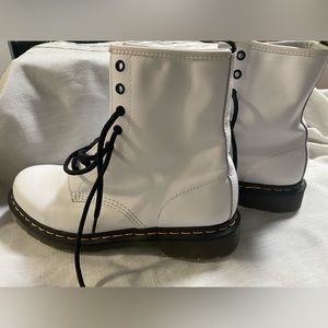 1460w Dr. Martens